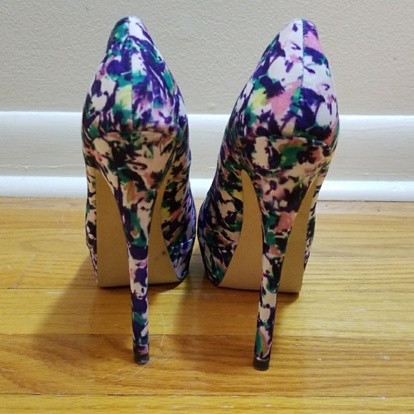 Michael Antonio floral print heels size 5.5 - Picture 3 of 4